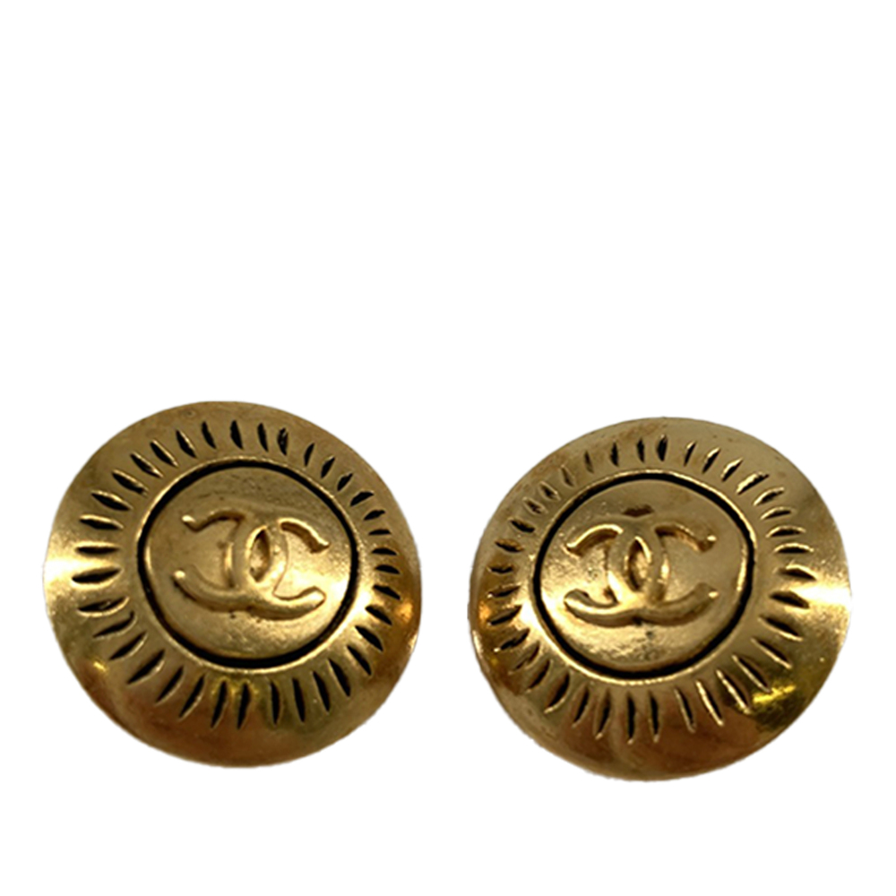 Pre-Loved Chanel CC Gold Plated Round Clip On Earrings